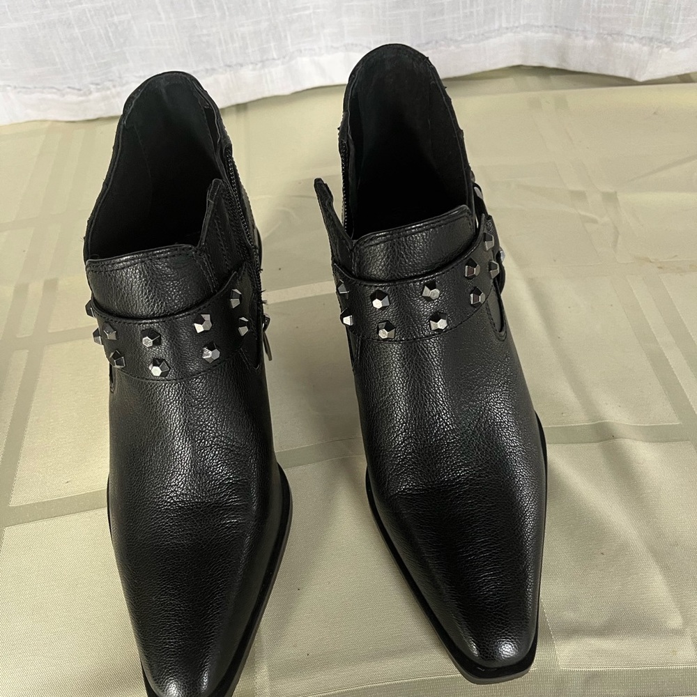It s a boot  Vince Camuto